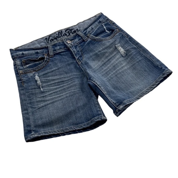 Vanilla Star Pants - Y2K Vanilla Star Low Rise Denim Shorts McBling Embroidered Flap Pocket Sz 9